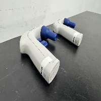 Eppendorf Easypet 3 Pipet Filler - Quantity 2 image 0